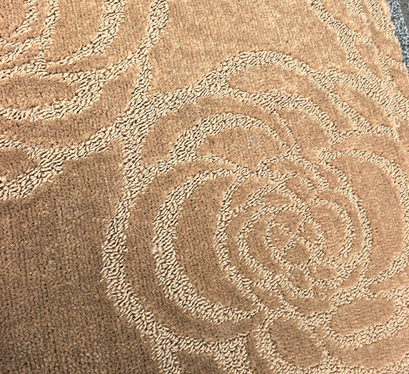 Wall to wall carpet