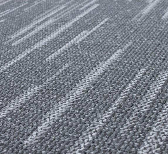Wall to wall carpet